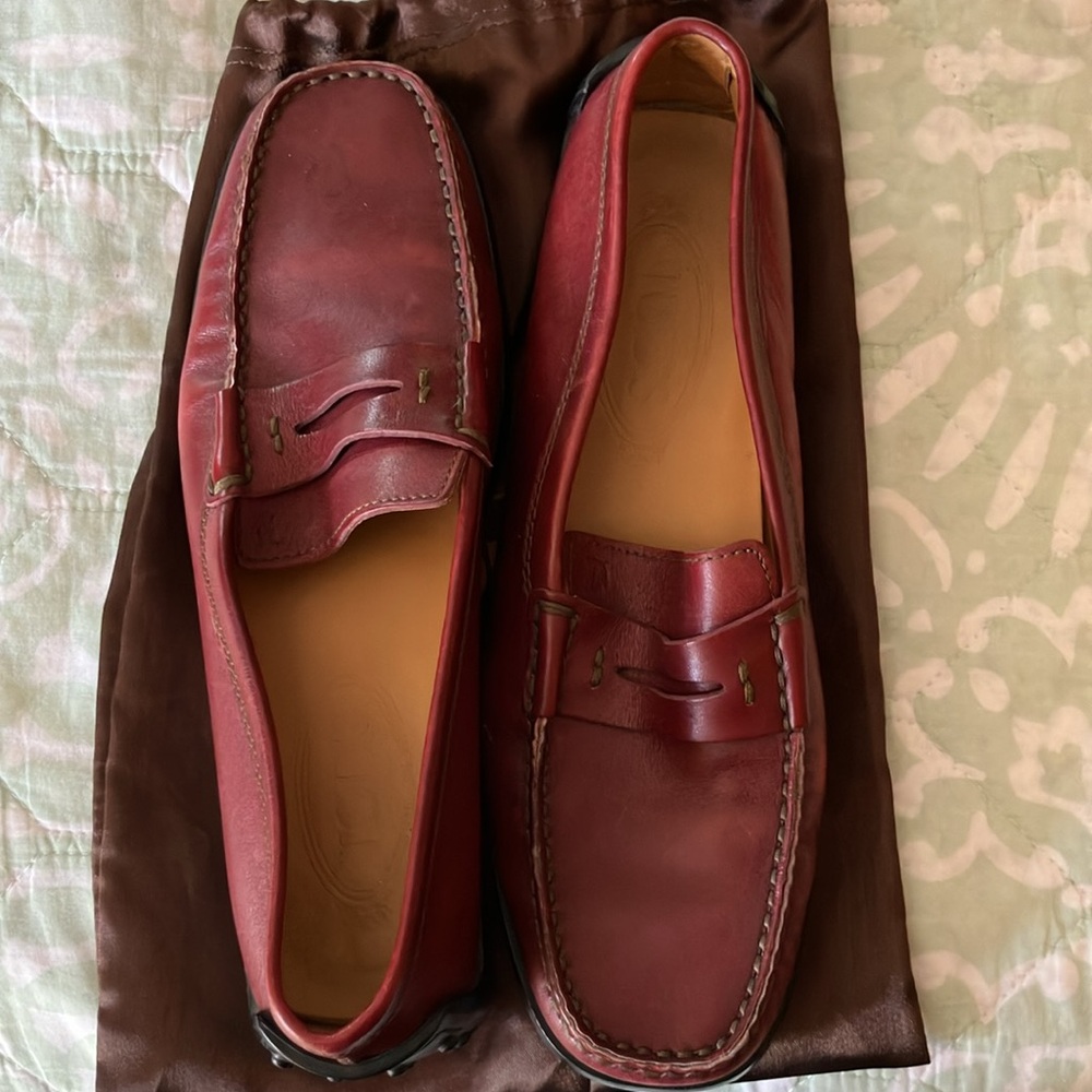 Tod’s authentic driving mocassins.